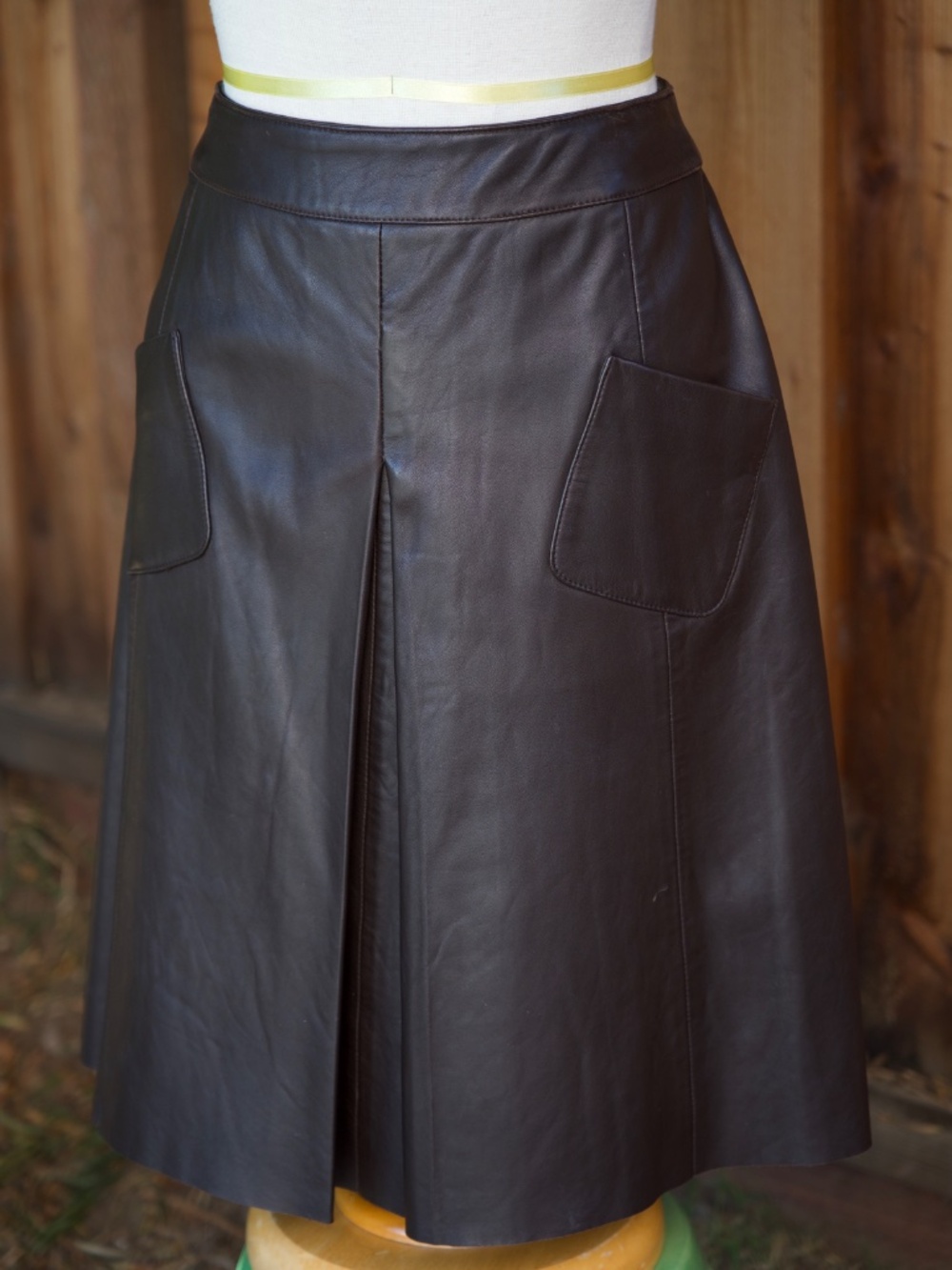 100% Leather Chocolate Brown Retro Single Box Pleat Midi Skirt Women's 8